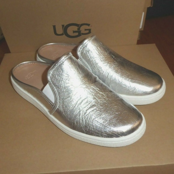 UGG Shoes - 🔥FINAL CLEARANCE HURRY!!! UGG Luci Metallic Leather Slip On Mule 5.5 NEW IN BOX